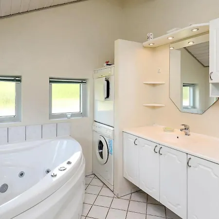 Semesterbostad 8 Person Holiday In Bl Vand