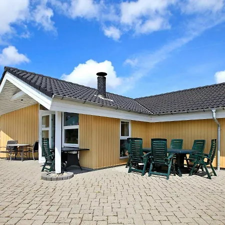 8 Person Holiday In Bl Vand Сasa de vacaciones *