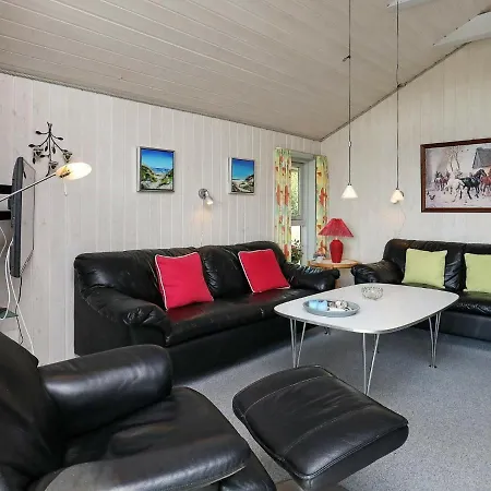 8 Person Holiday In Bl Vand Semesterbostad Blåvand
